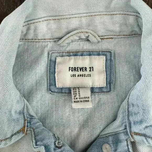 Forever 21 Jean Jacket.  Women’s size small.  Light wash denim. - Picture 2 of 6
